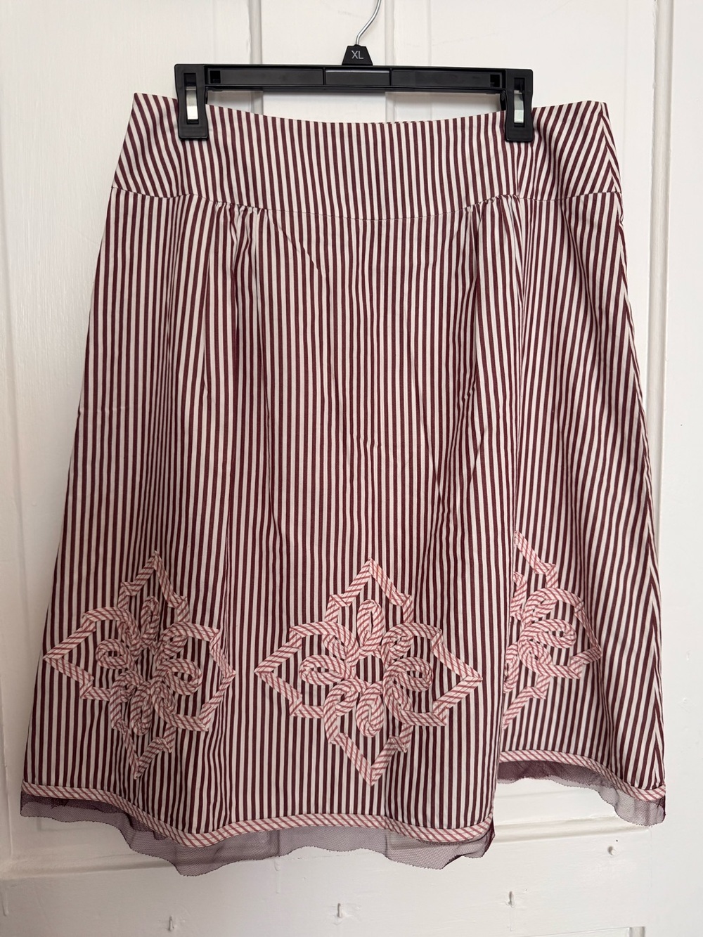 Ann Taylor Loft Y2K A line Brown White Striped applique Detail Sz 10 100% Cotton
